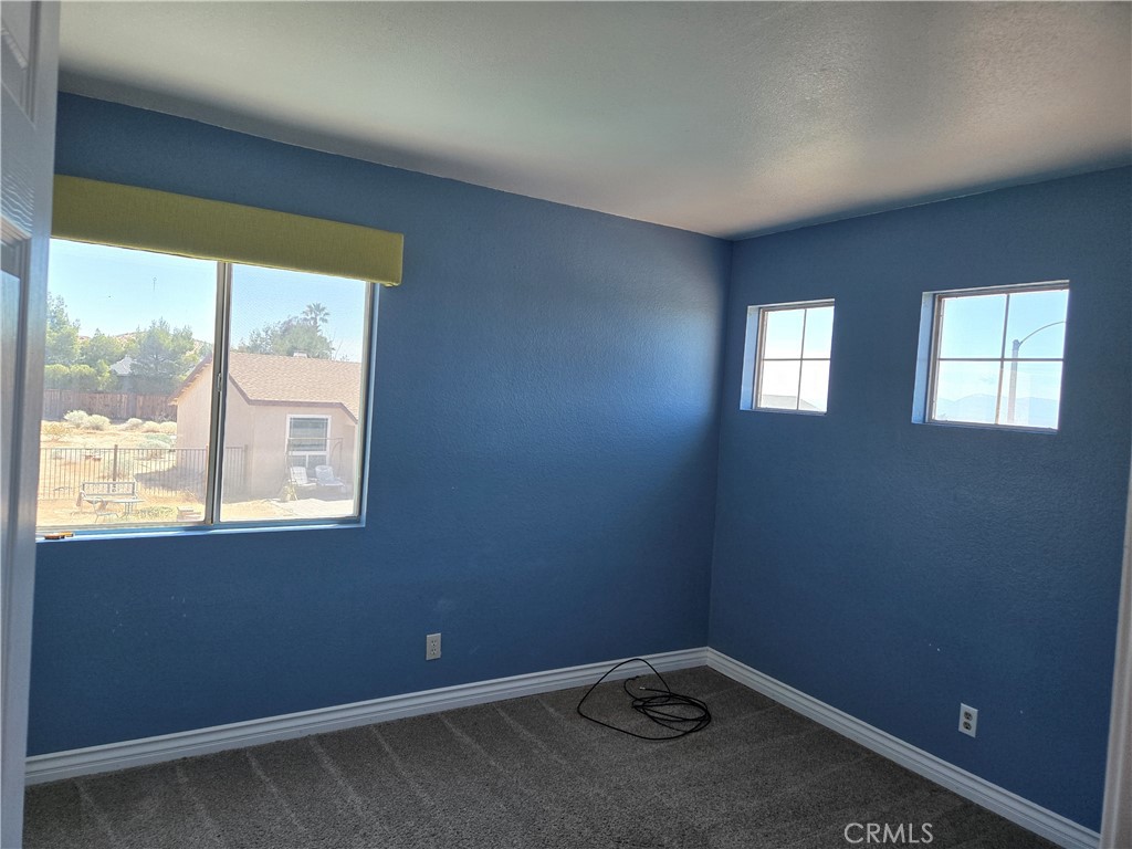 1249 Bradford Property Photo 16