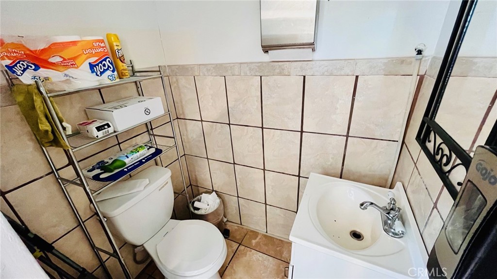 12036 Bartlett Avenue Property Photo 46