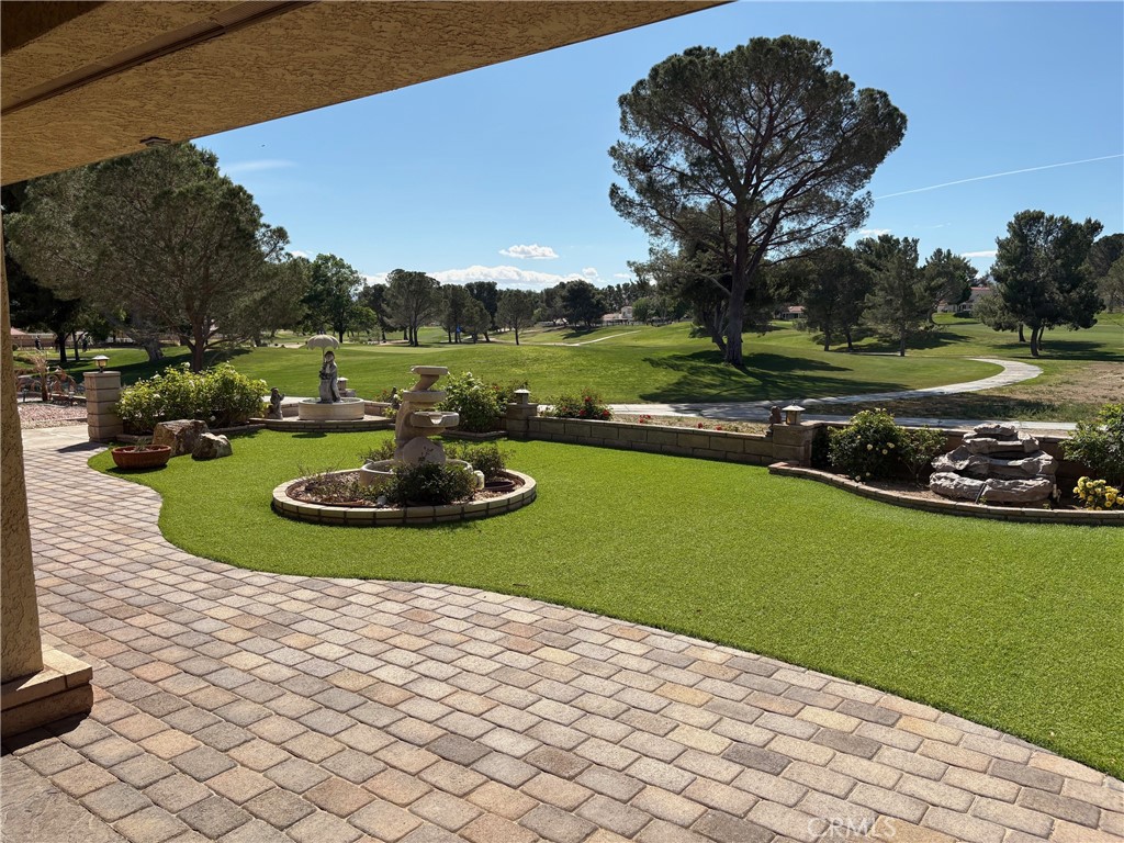 14695 Greenbriar Property Photo 4
