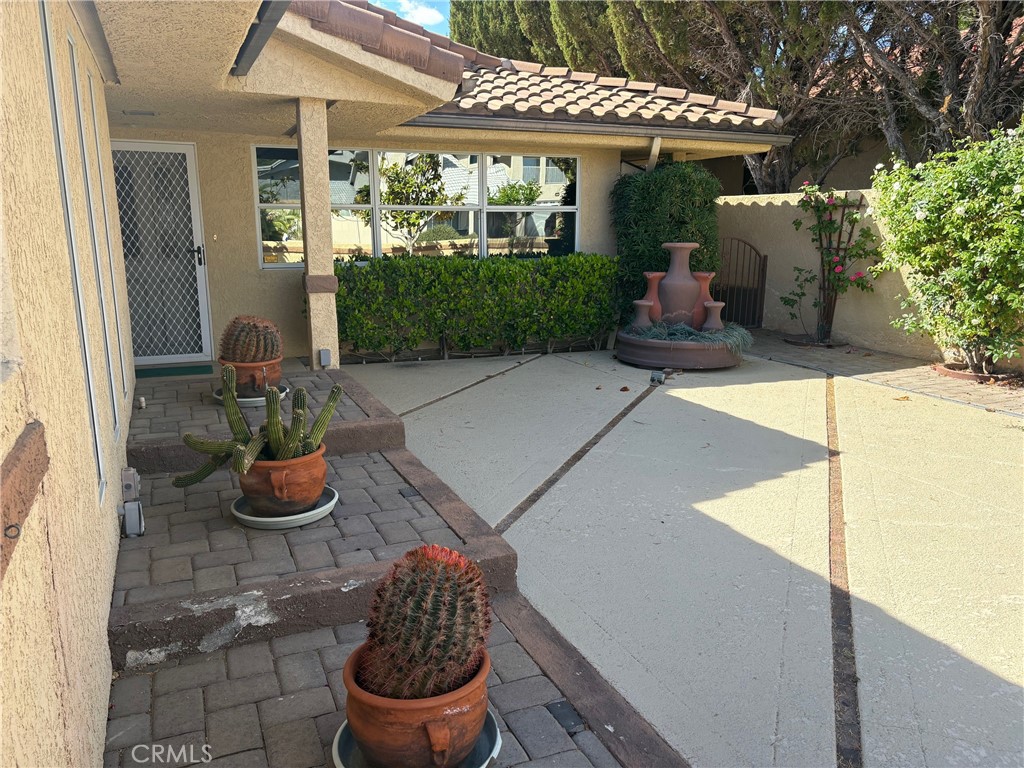 14695 Greenbriar Property Photo 6