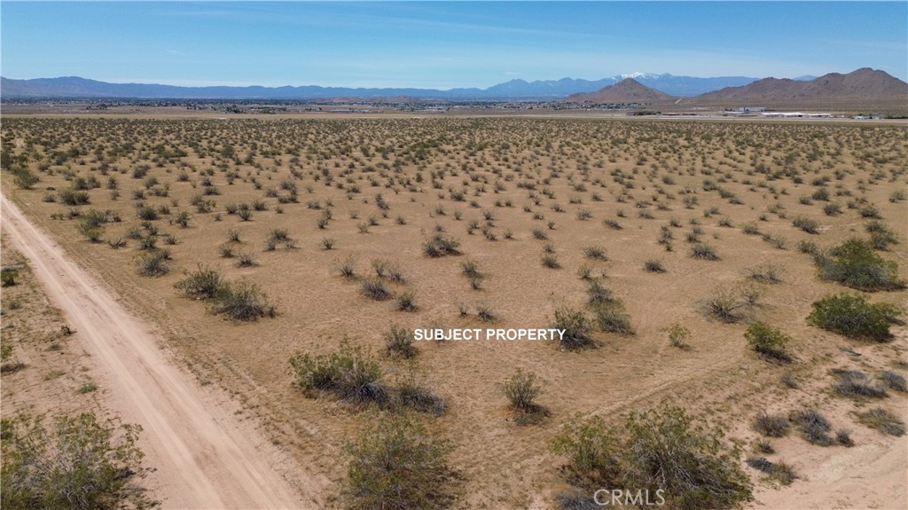 46330404 Earlimart Street Property Photo 12