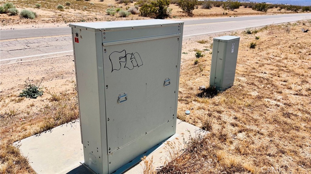 46330404 Earlimart Street Property Photo 25