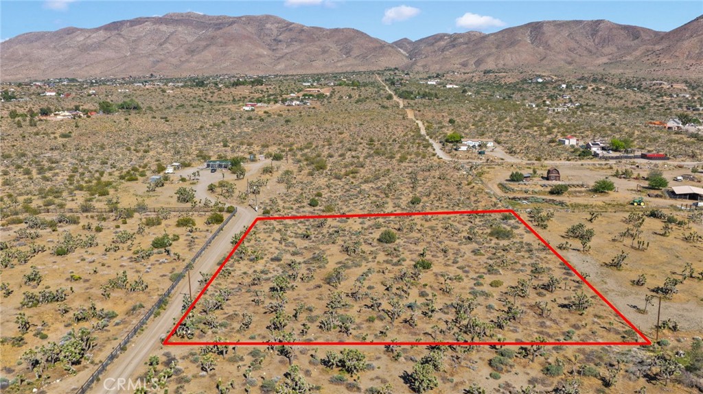 2 Lamprey Road Property Photo 1