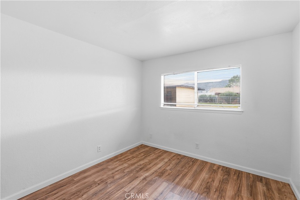 21739 Panoche Road Property Photo 4