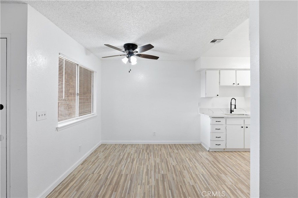 21739 Panoche Road Property Photo 8