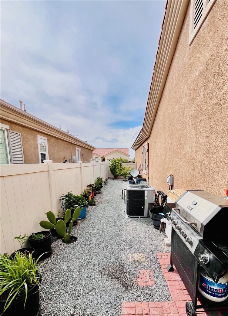 10485 Nobleton Rd. Property Photo 23
