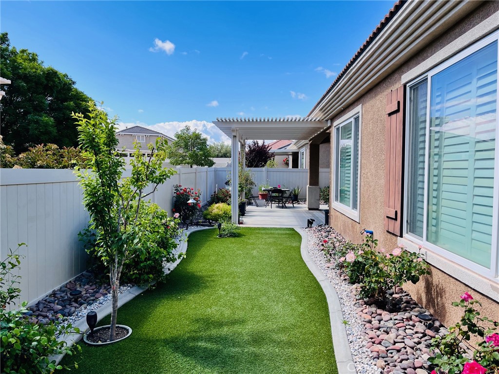 10485 Nobleton Rd. Property Photo 25