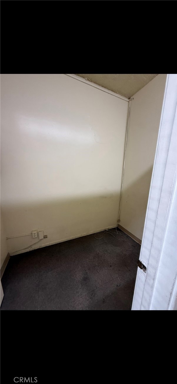 9307 S Central Property Photo 12