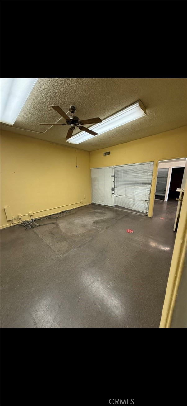 9307 S Central Property Photo 22