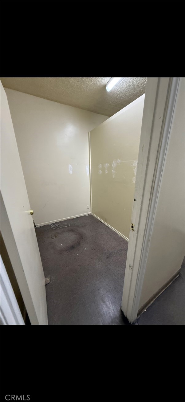 9307 S Central Property Photo 31