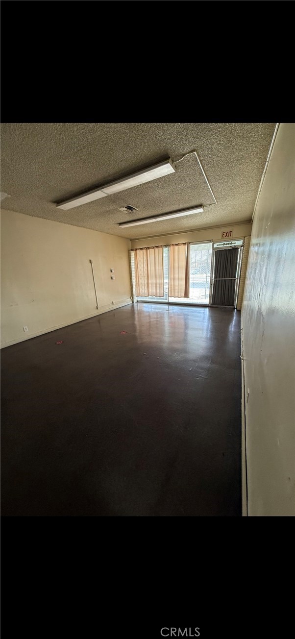 9307 S Central Property Photo 35