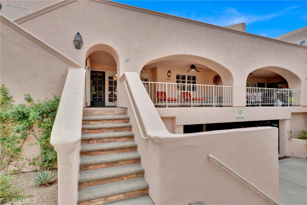 500 E Amado Road 407 Property Photo 3