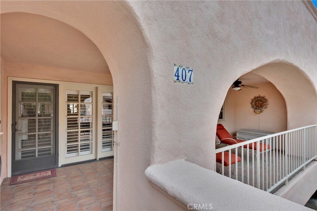 500 E Amado Road 407 Property Photo 5