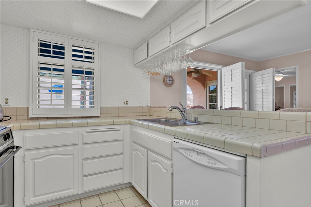 500 E Amado Road 407 Property Photo 18