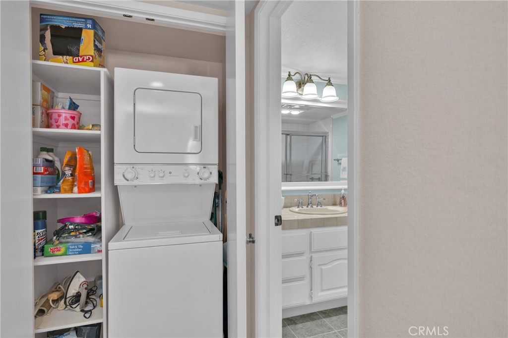 500 E Amado Road 407 Property Photo 28