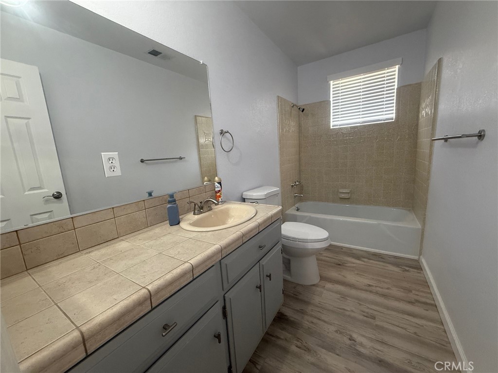 34465 J Property Photo 14