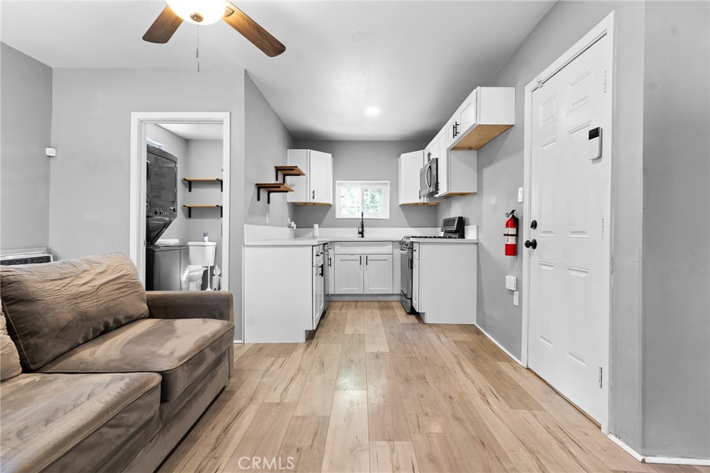 22904 Waters Property Photo 3
