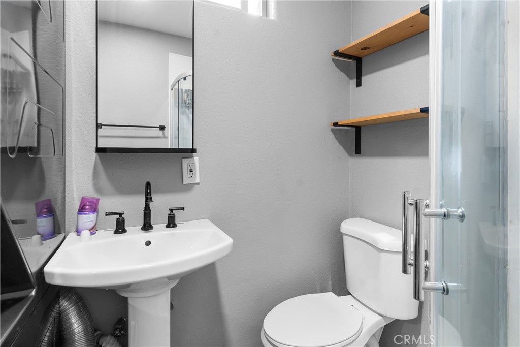 22904 Waters Property Photo 8