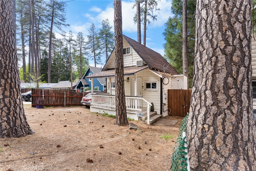 22904 Waters Property Photo 15