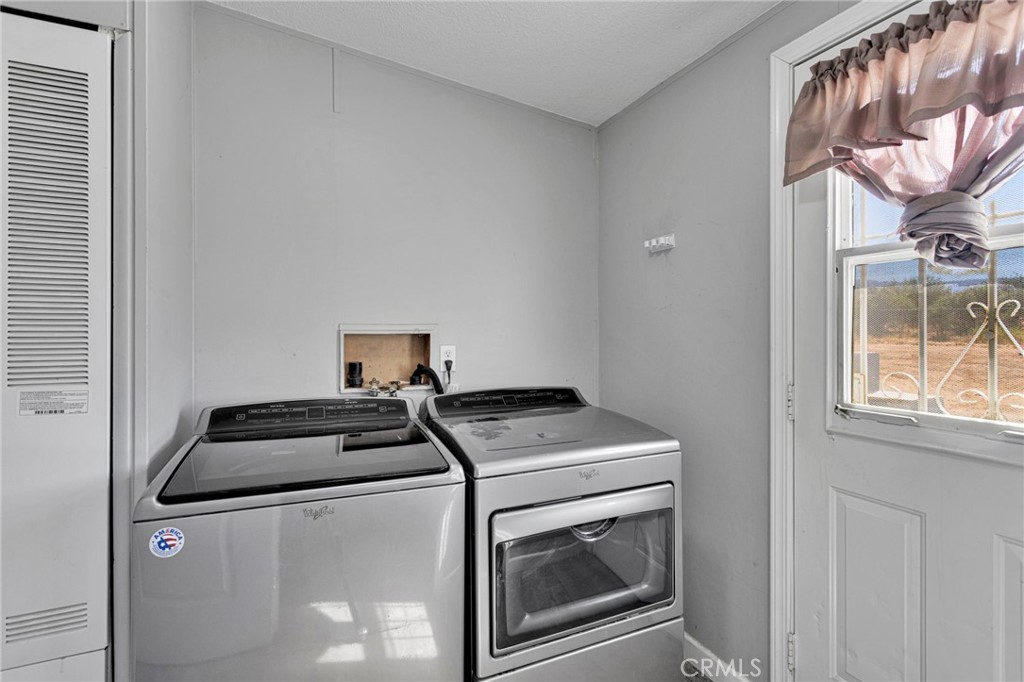 8074 Mira Mar Road Property Photo 28