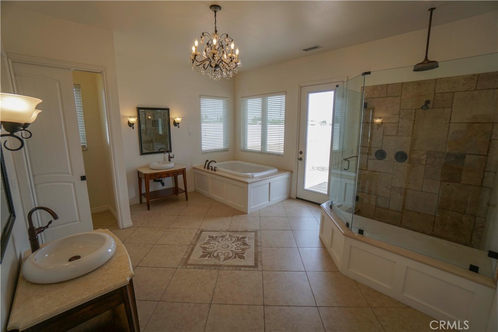 14042 Estero Property Photo 25