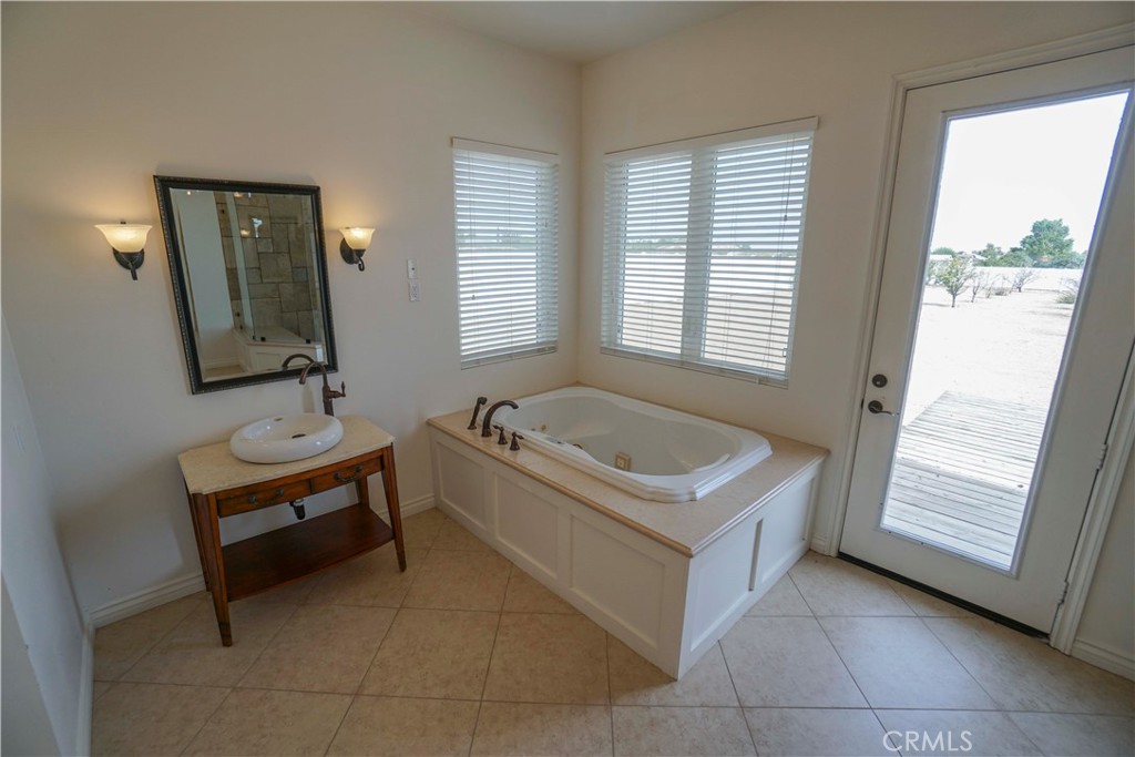 14042 Estero Property Photo 27