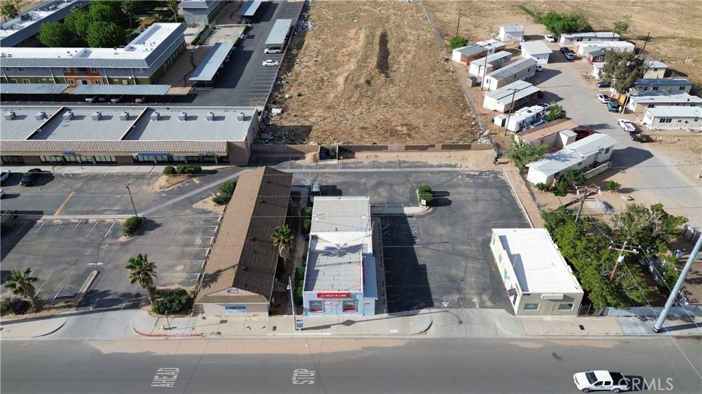 11328 11374 Bartlett Avenue Property Photo 8