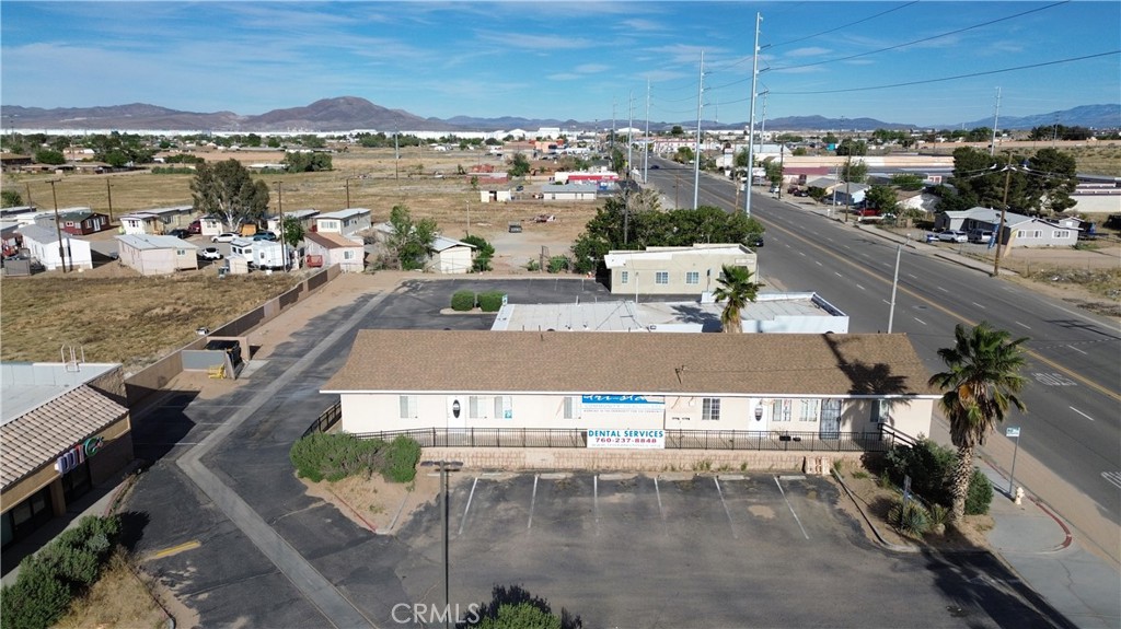 11328 11374 Bartlett Avenue Property Photo 9