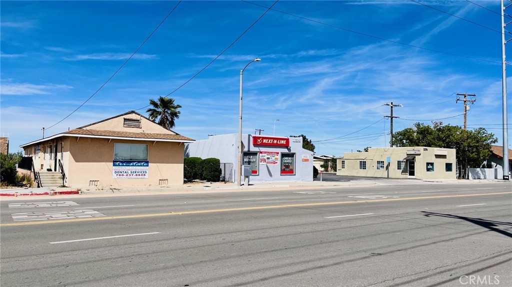 11328 11374 Bartlett Avenue Property Photo 13
