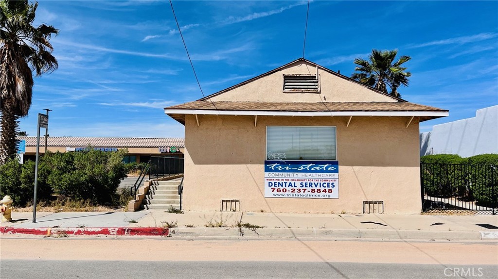 11328 11374 Bartlett Avenue Property Photo 16