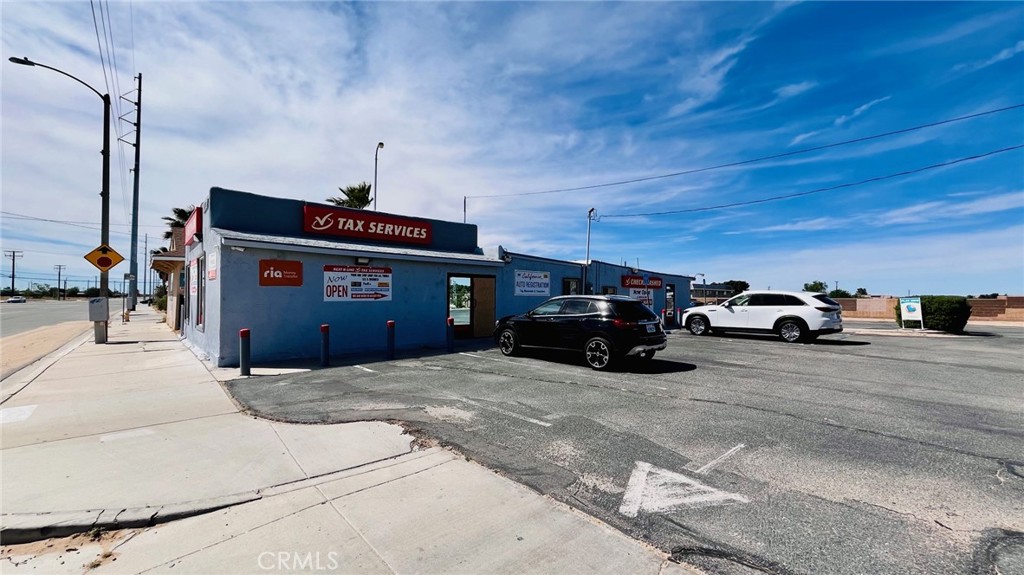 11328 11374 Bartlett Avenue Property Photo 23