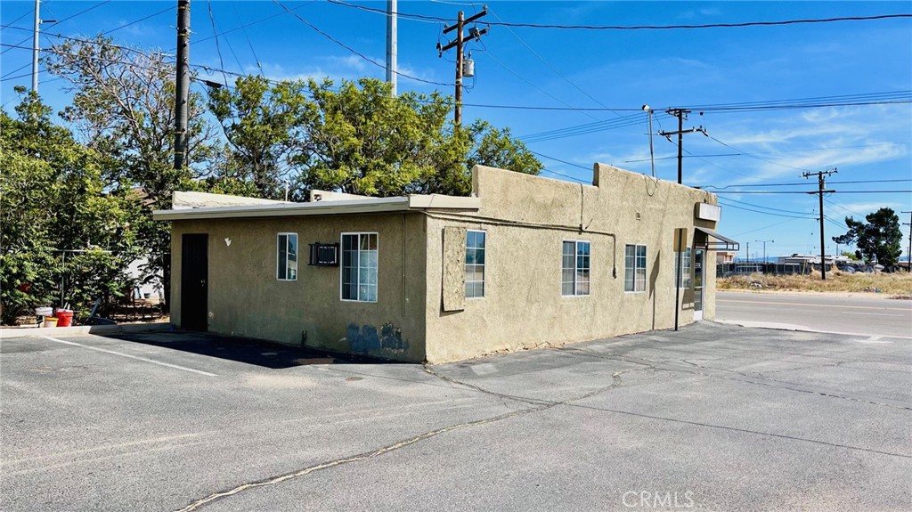 11328 11374 Bartlett Avenue Property Photo 33