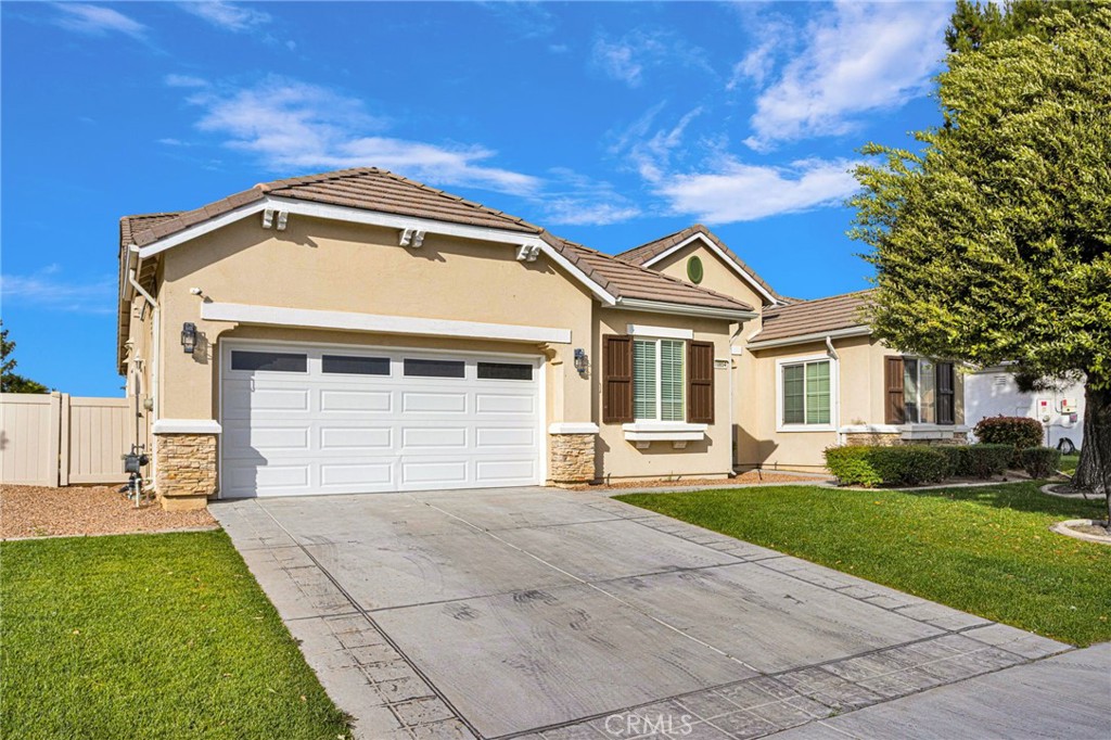 10854 Aster Property Photo 1