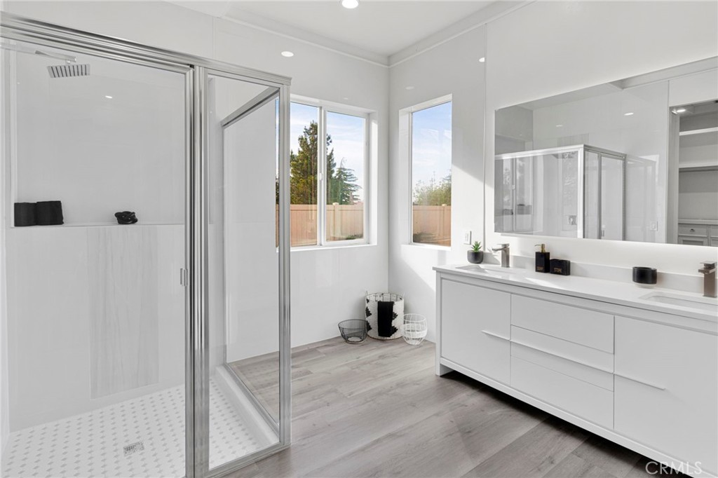 10854 Aster Property Photo 4