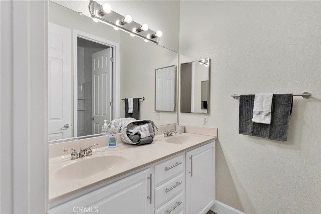 10854 Aster Property Photo 32
