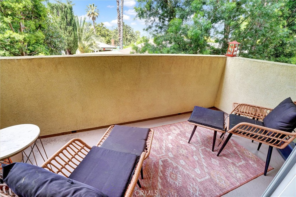 13935 Burbank Boulevard 105 Property Photo 16