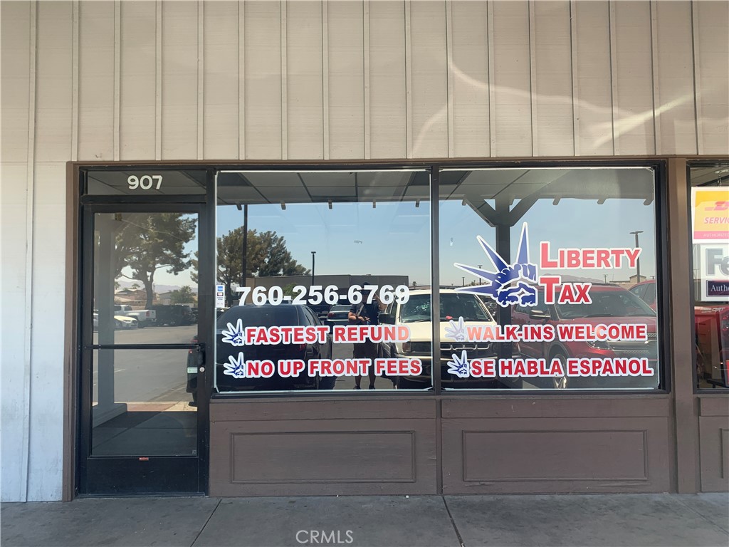 907 Armory Road Property Photo 2
