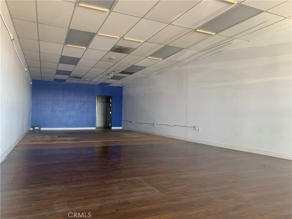 907 Armory Road Property Photo 3