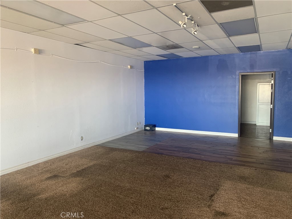 907 Armory Road Property Photo 4
