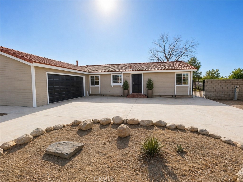 12546 Navajo Property Photo 1