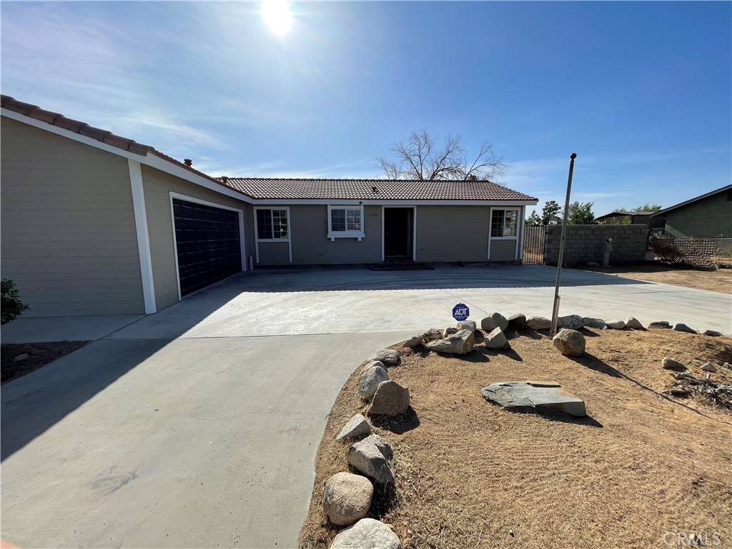 12546 Navajo Property Photo 23