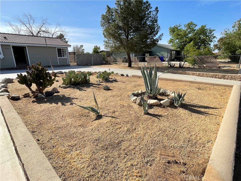 12546 Navajo Property Photo 25
