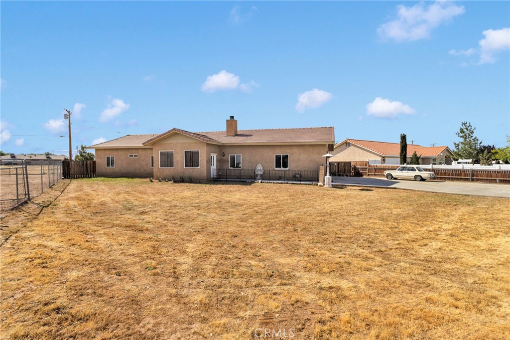 20151 Serrano Property Photo 4