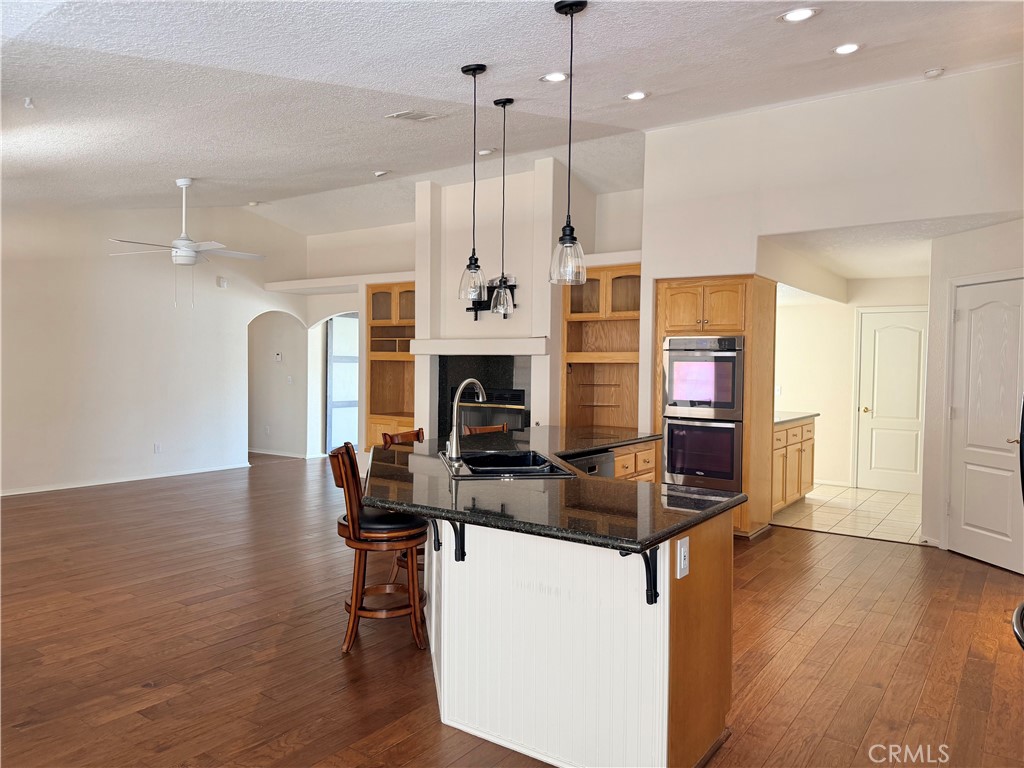 20158 Yucca Loma Road Property Photo 4