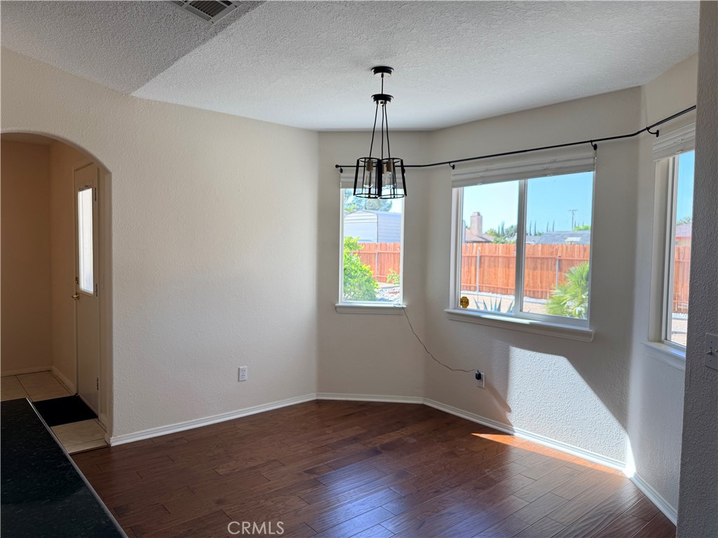 20158 Yucca Loma Road Property Photo 14