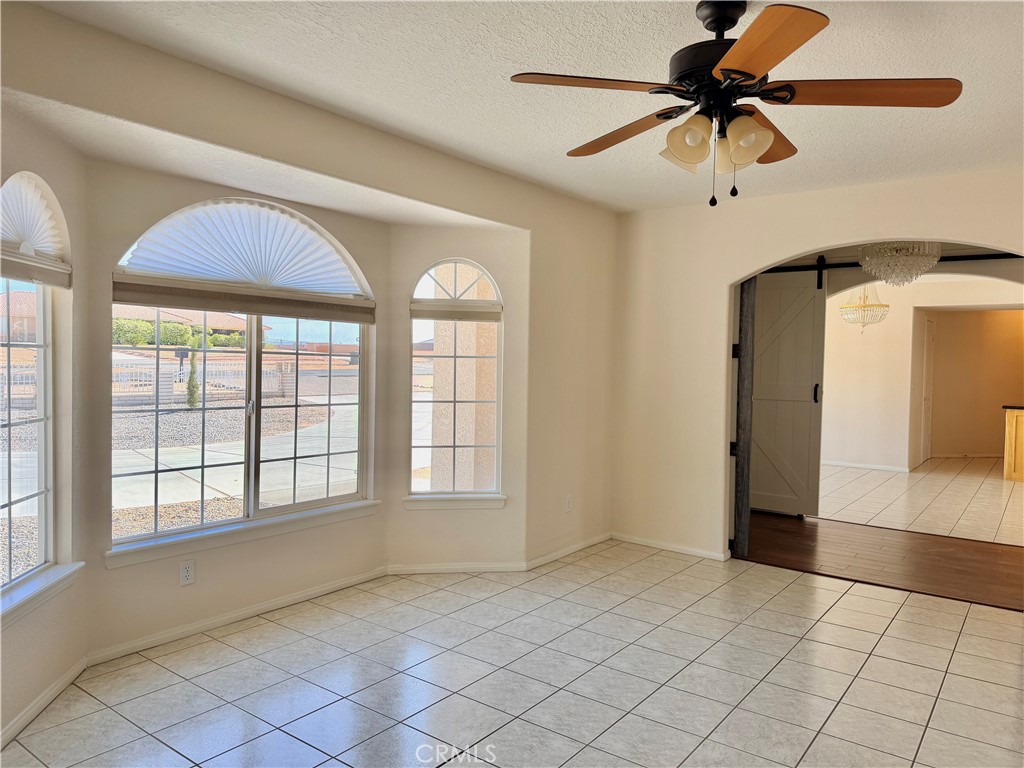 20158 Yucca Loma Road Property Photo 16