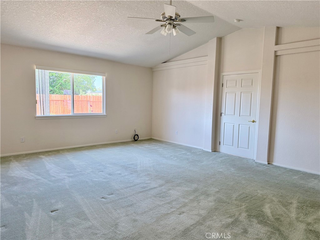 20158 Yucca Loma Road Property Photo 23