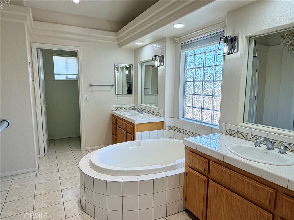 20158 Yucca Loma Road Property Photo 25