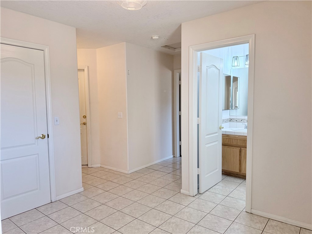 20158 Yucca Loma Road Property Photo 29