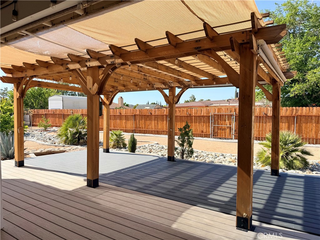 20158 Yucca Loma Road Property Photo 38